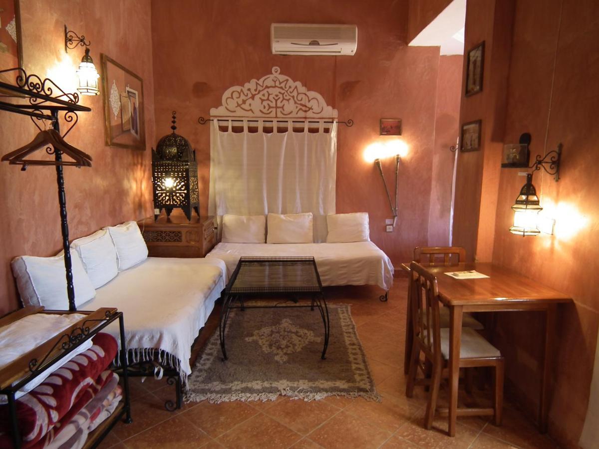 Hotel Tomboctou Tinghir ภายนอก รูปภาพ