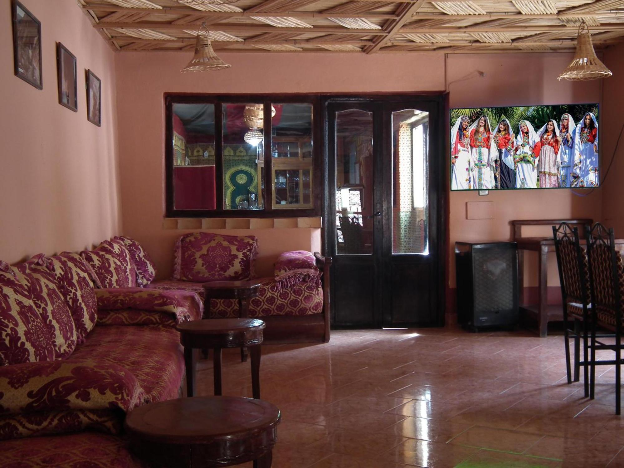 Hotel Tomboctou Tinghir ภายนอก รูปภาพ