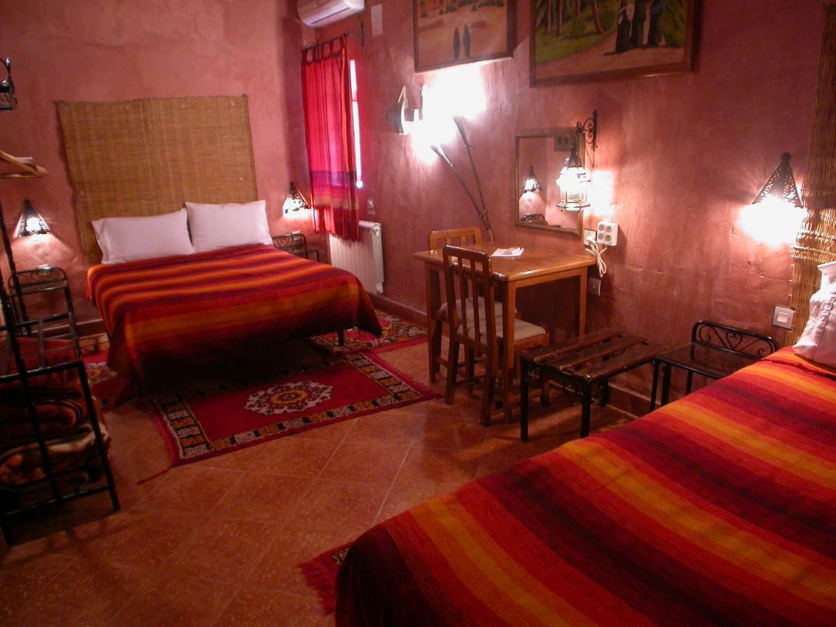 Hotel Tomboctou Tinghir ภายนอก รูปภาพ
